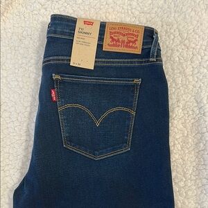Levi's Dark Blue Skinny Jeans